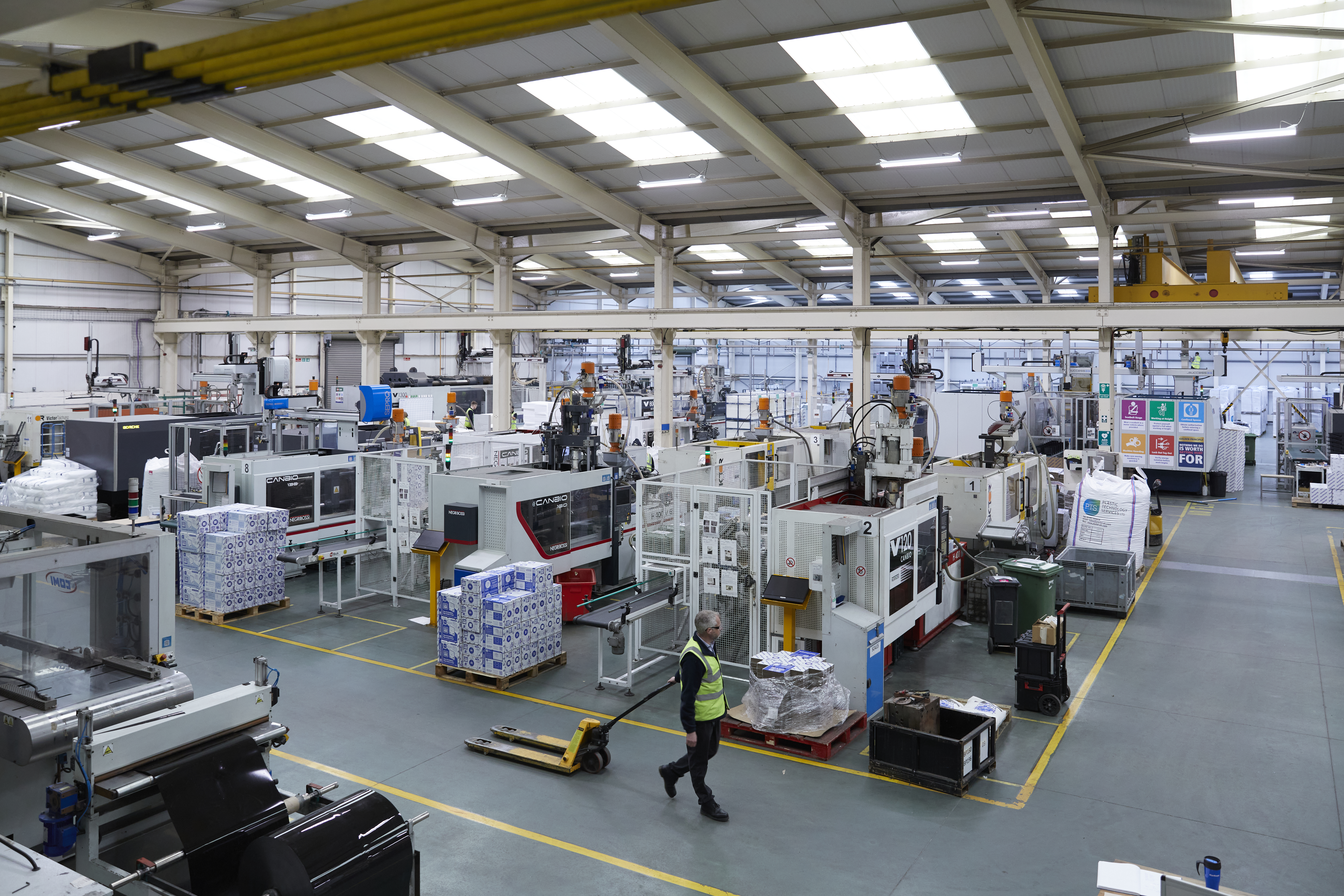 ManthorpeFactoryFloor077.jpg
